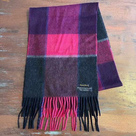 Neiman Marcus Superfine 100% Cashmere Scarf Made in Germany - Picture 1 of 6